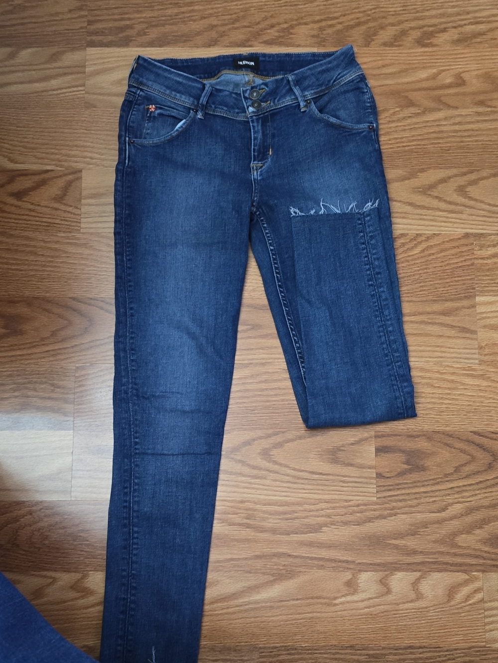 Hudson Women’s Dark Blue Skinny Jeans - Classic Stretch Denim